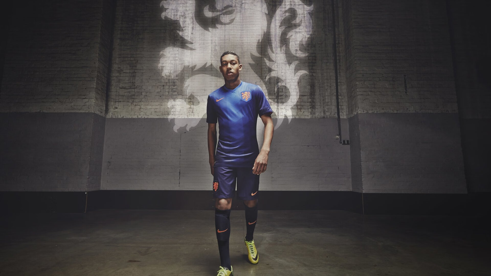 银河战舰全面压制，伊布巨星光芒照亮友谊赛—皇马战术碾压牙买加，瑞典神塔再证传奇价值