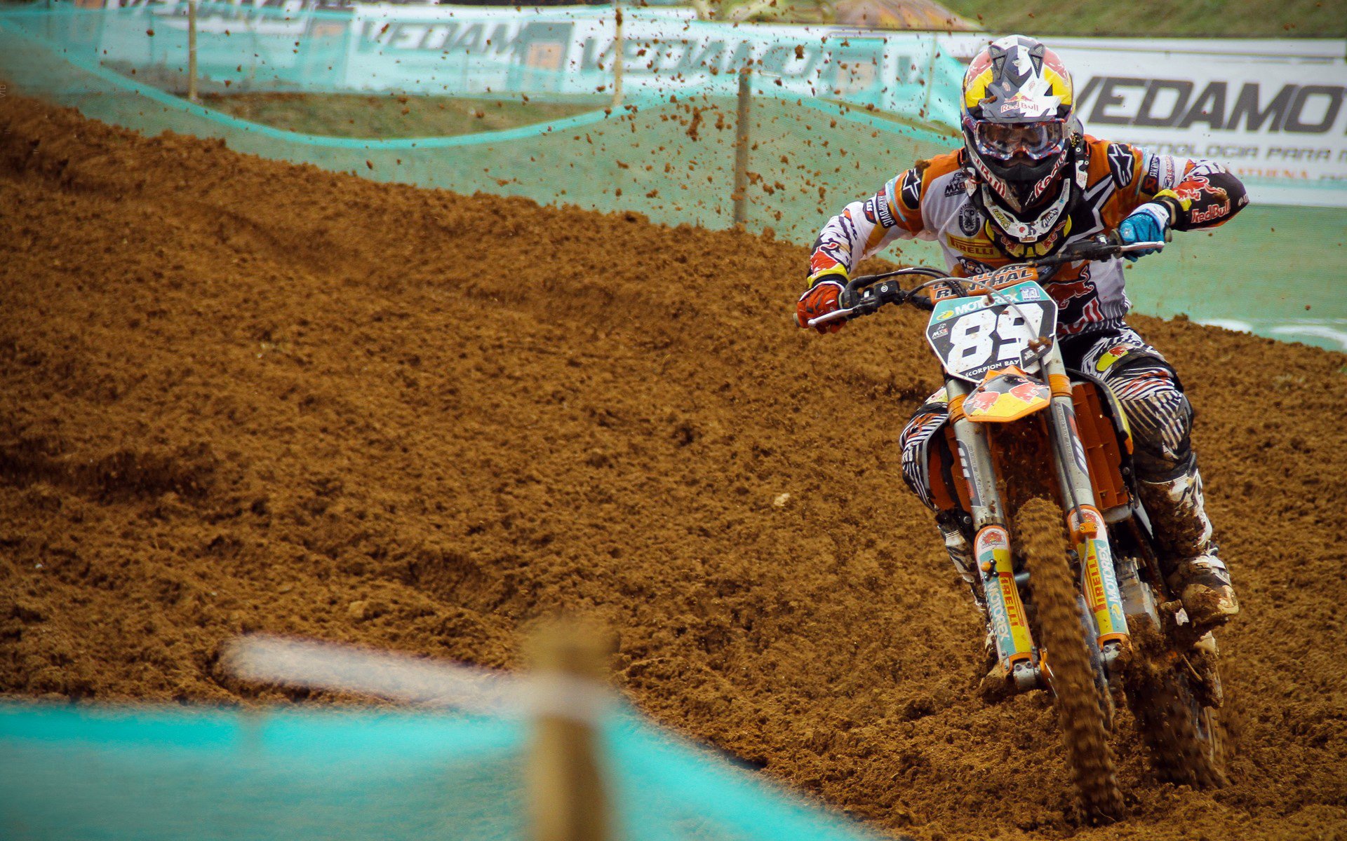 当东方新星照亮欧冠之夜，久保建英的接管与埃及足球的韧性启示